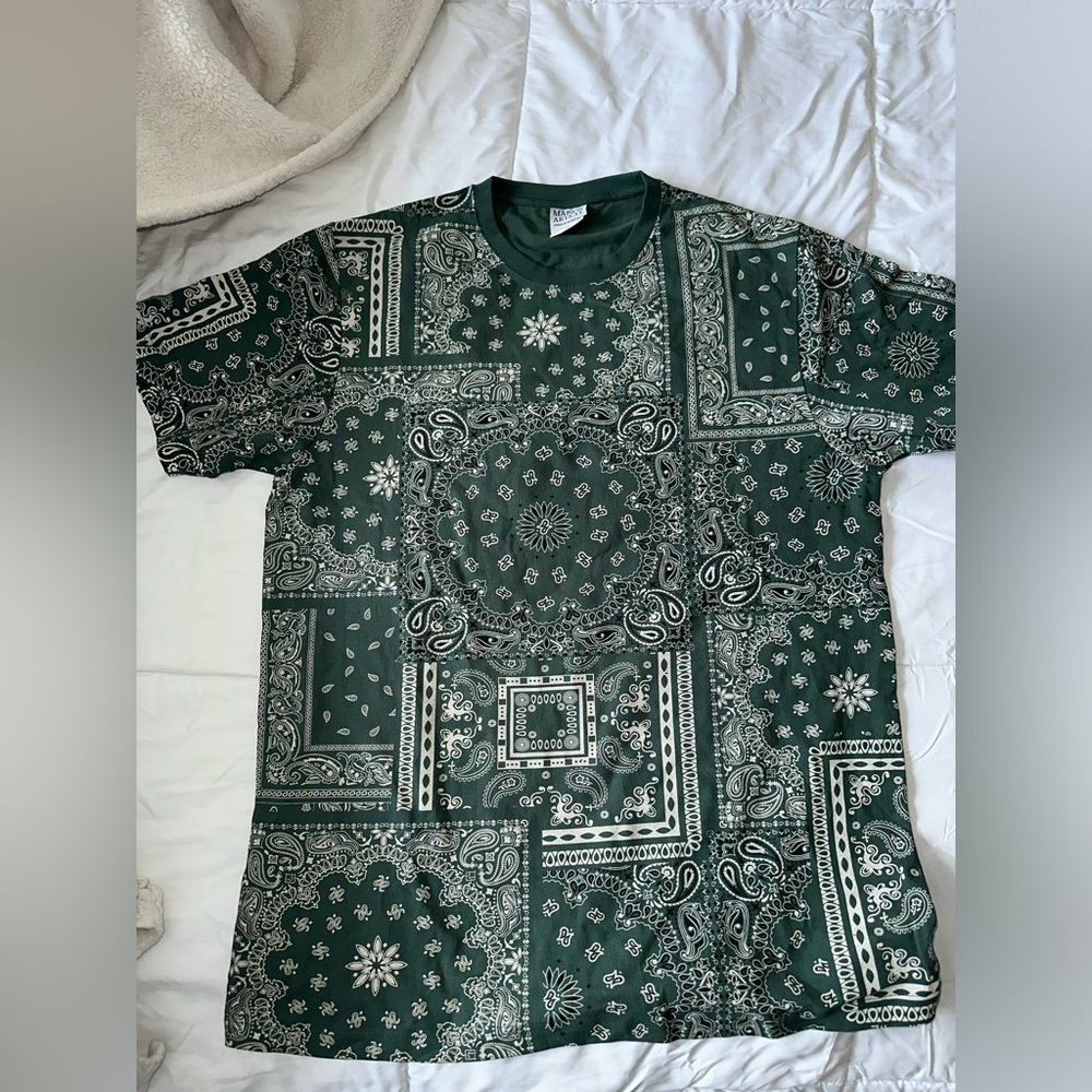 T shirt